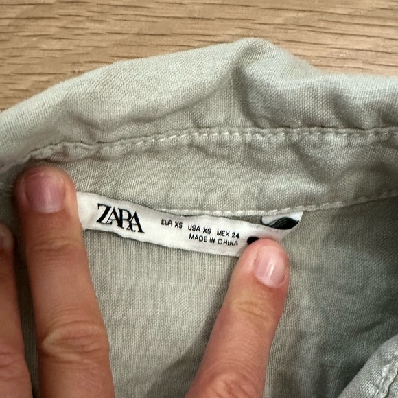 Zara Light Gray Button-Up Shirt - Picture 3 of 4